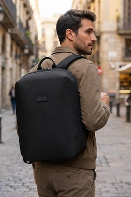 Sac à dos antivol pour ordinateur portable 15" Luma de 10 L en matériaux recyclés GRS - EgotierPro 130110