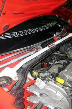 Ultra Racing S3786229 - Reinforcement Bar URTW2-990 Front Top