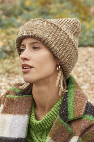 BEECHFIELD BF330R - CHUNKY KNITTED PATCH BEANIE