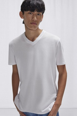 B&C BC01V - Mens V-neck t-shirt 150