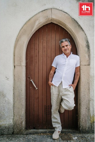 TH Clothes 30200 - Mens short-sleeved oxford shirt. White