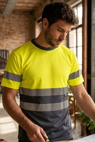 Velilla 36093 - Two-tone bird-eye technical T-shirt (140g/m²), in polyester (100%)