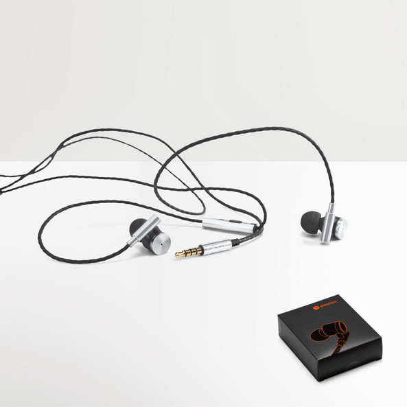 Ekston 97923 - In-Ear Kopfhörer aus Metall und ABS mit Mikrofon