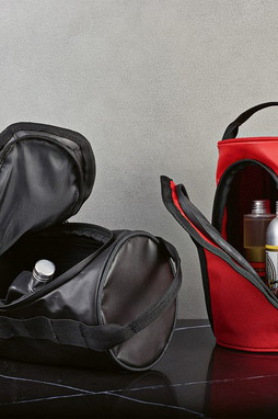 Aodaci ATB003 - Riga Toiletry Bag rPET 