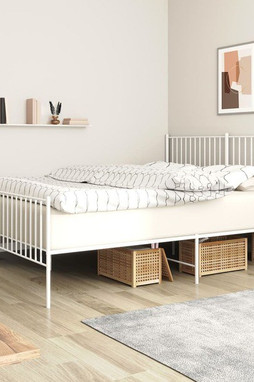 vidaXL 350954 - Metal Bed Frame without Mattress with Footboard 183x213cm