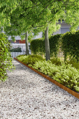 vidaXL 821890 - Lawn Edgings 10 pcs 10x103 cm Flexible Corten steel