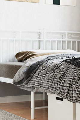 vidaXL 373772 - Metal Headboard White 135 cm