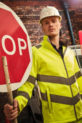 REGATTA RGA712 - HI-VIS PRO CONTRACT ABLAZE 2 LAYER SOFTSHELL JACKET (CLASS 3)