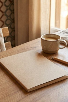 Slyk notesbog i A5 af kraftpapir med prikkede sider - EgotierPro 106251