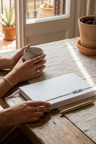 Luxe 106258 - Legato Elegance A5 hard cover notebook and rollerball pen set