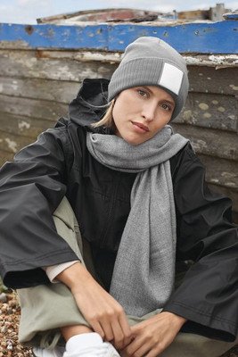 Beechfield B337R - Beanie with appliqué patch