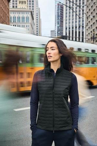 OGIO LOG761 - Womens Driveline Hybrid Vest LOG761