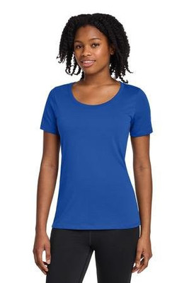 Nike NKBQ5234 - Camiseta de cuello redondo para mujer Dri-FIT de algodón/poliéster. NKBQ5234