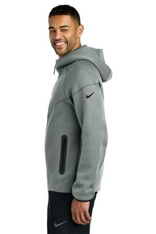 Nike NKFQ4762 - Sudadera con capucha de cremallera completa Tech Fleece NKFQ4762