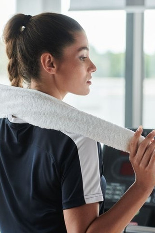 TOWEL CITY TC007 - Ręcznik sportowy z kieszenią
