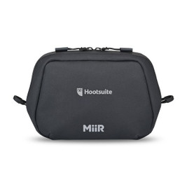 MiiR 101428 - Olympus 2.0 Estuche con cremallera de 3 L de rPET reciclado - AWARE™
